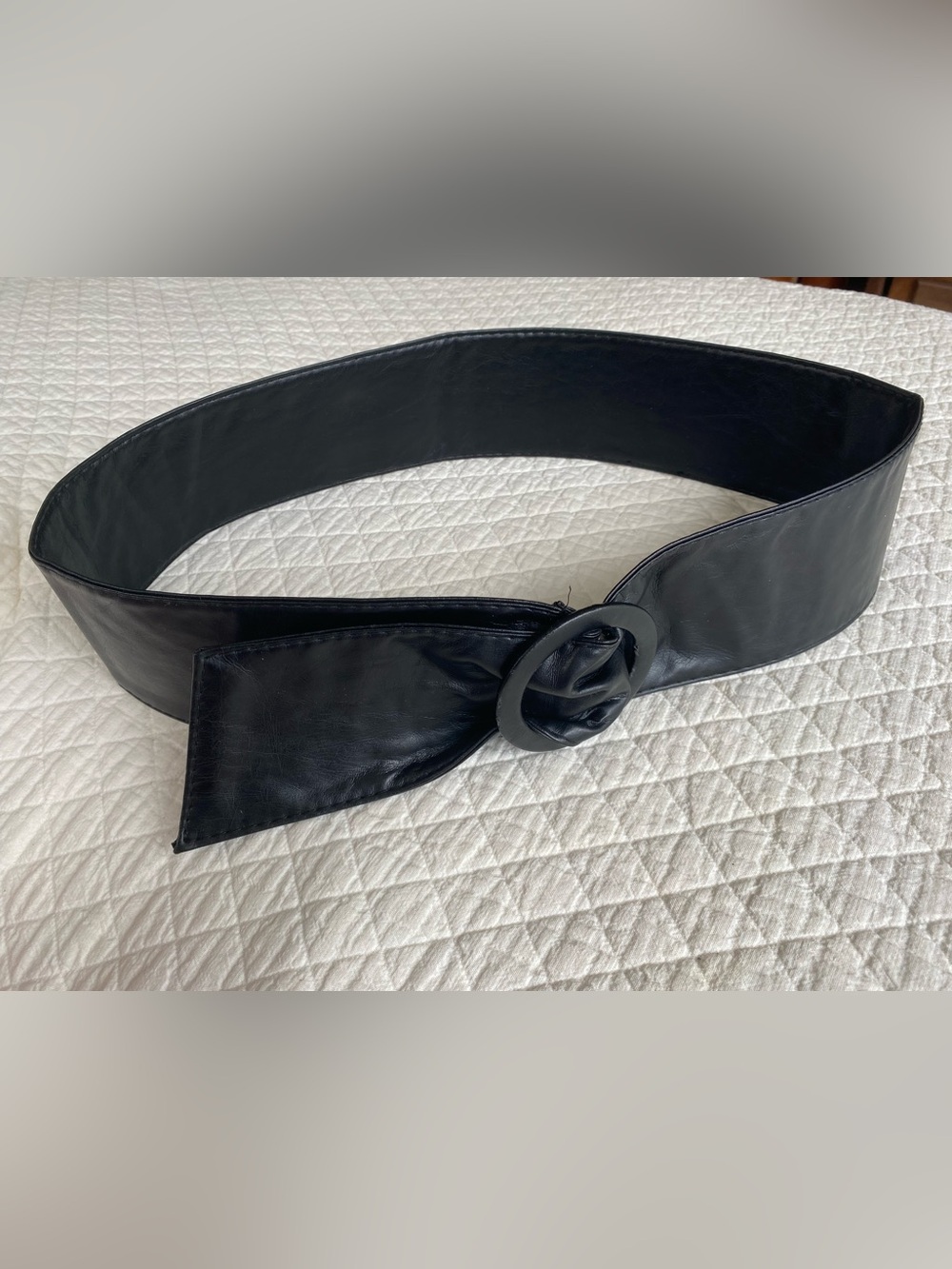 1980s Retro Wide Black Faux Leather Knot Belt Round Buckle XL up to 40” Costume